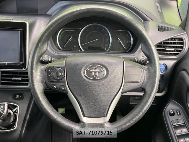 Toyota NOAH 2014-03 8342183-9