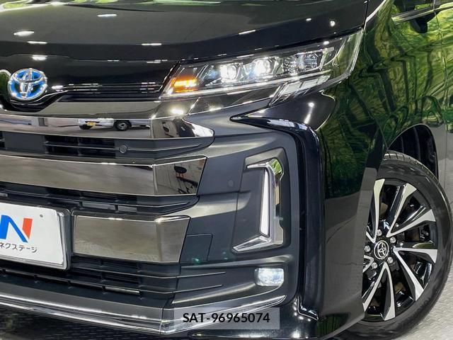 Toyota NOAH 2022-10 8342308-12