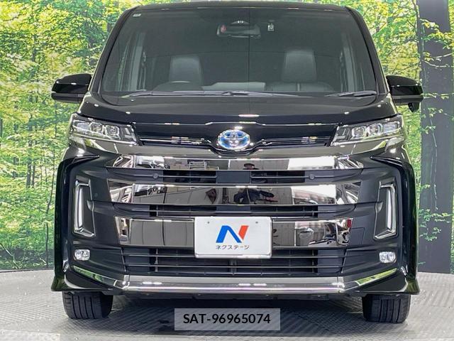 Toyota NOAH 2022-10 8342308-14