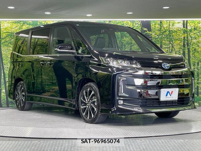 Toyota NOAH 2022-10 8342308-16