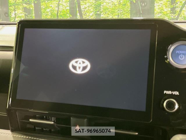 Toyota NOAH 2022-10 8342308-3