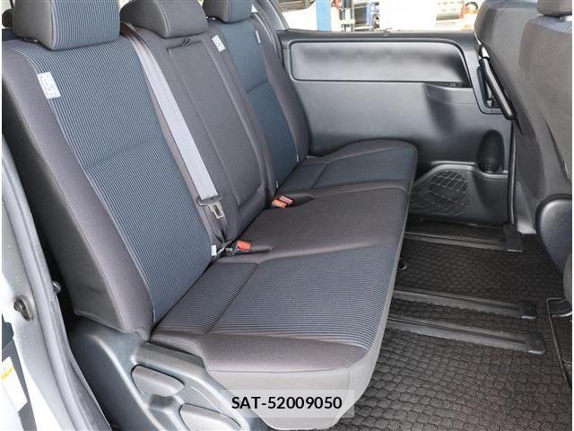 Toyota NOAH 2020-07 8342461-12