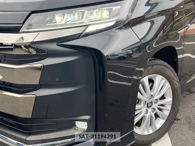 Toyota NOAH 2023-01 8342476-13