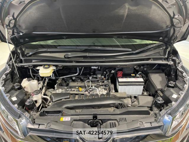 Toyota NOAH 2023-07 8342494-17