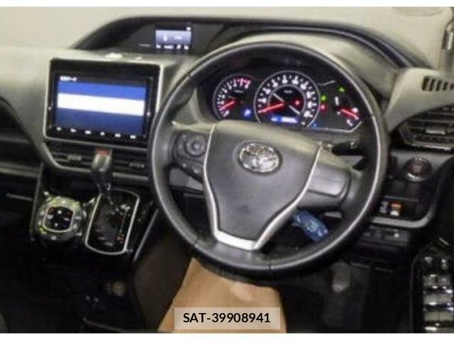 Toyota NOAH 2021-11 8342589-2