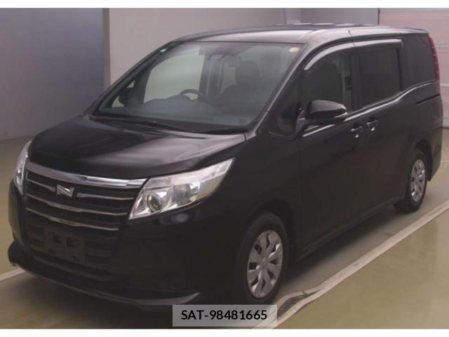 Toyota NOAH 2016-05 8342657-3