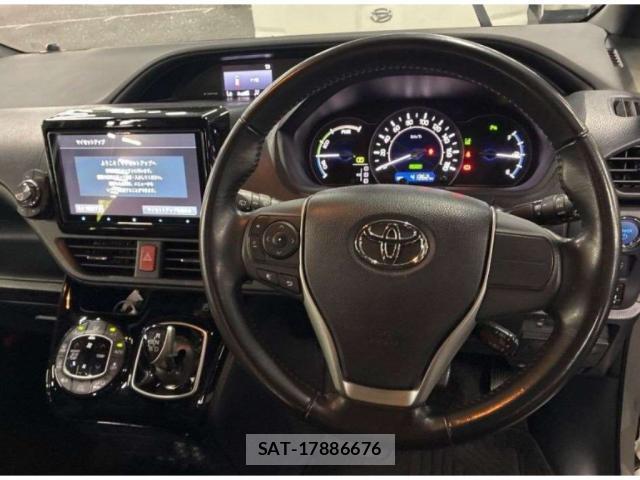 Toyota NOAH 2019 8342673-2