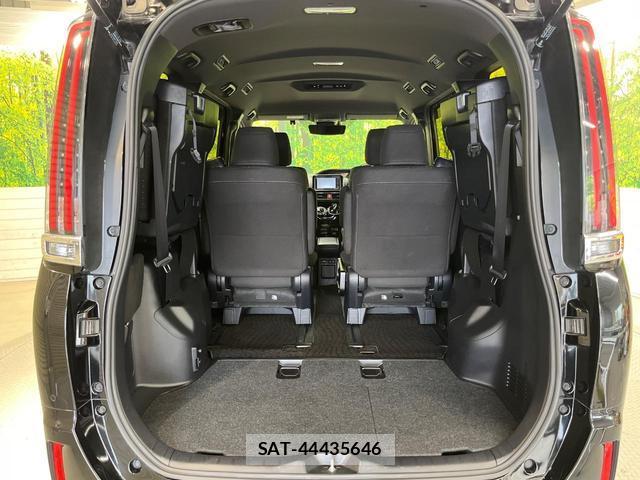 Toyota NOAH 2021-03 8342718-10