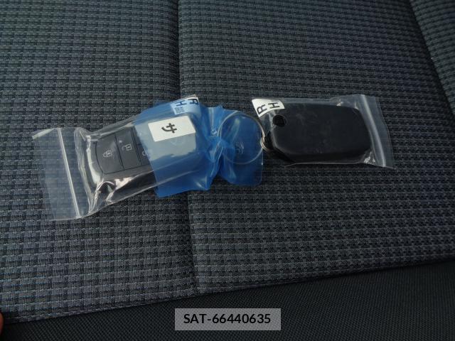 Toyota NOAH 2026-07 8343151-6