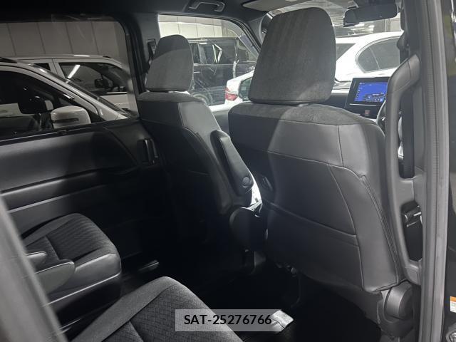 Toyota NOAH 2022-03 8343967-10