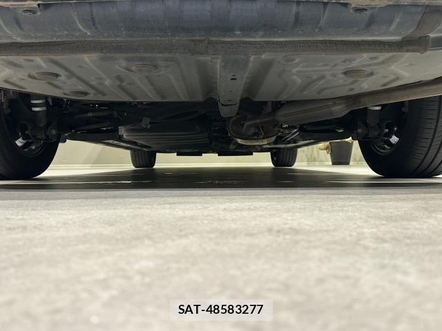 Toyota NOAH 2018-04 8344100-9