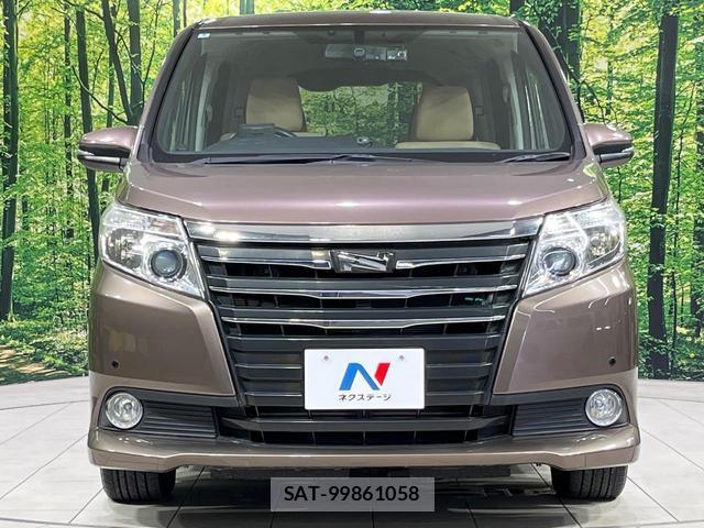 Toyota NOAH 2014-04 8344272-14