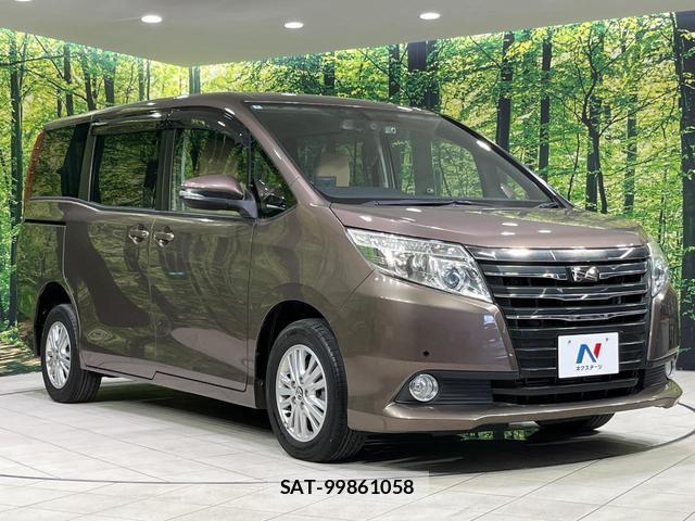 Toyota NOAH 2014-04 8344272-16