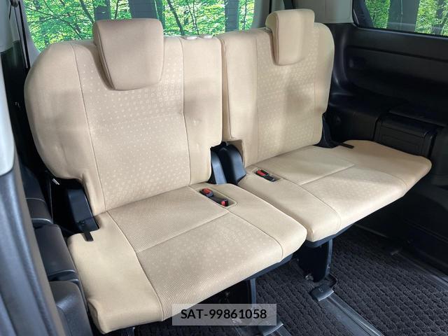 Toyota NOAH 2014-04 8344272-9