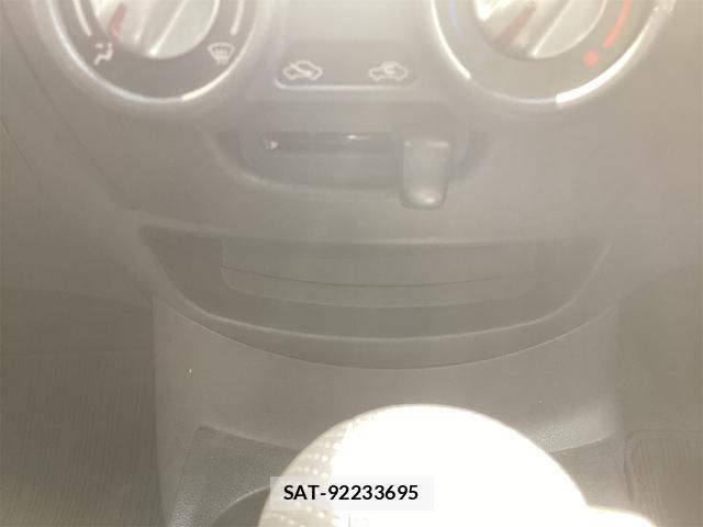 Nissan NOTE 2018-04 8342110-16
