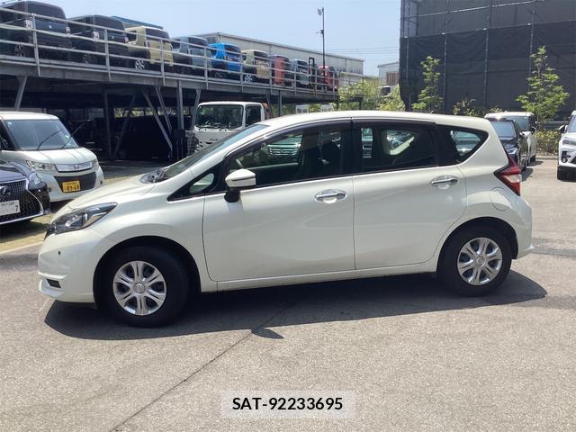 Nissan NOTE 2018-04 8342110-5