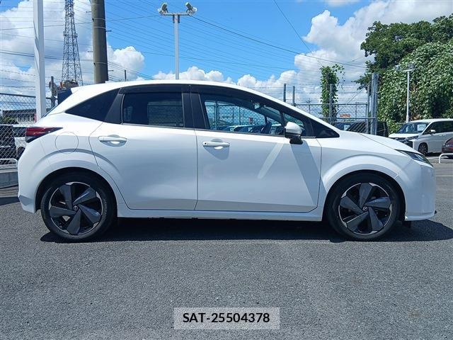 Nissan NOTE 2021-12 8342361-7