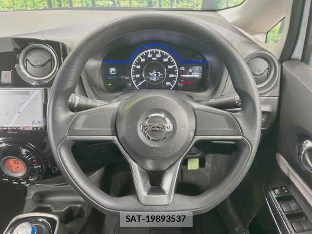 Nissan NOTE 2019-06 8342519-9