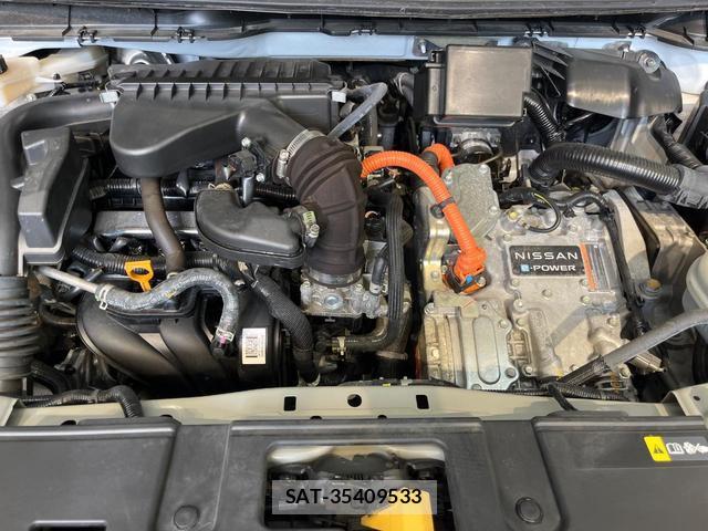 Nissan NOTE 2022-11 8342832-17