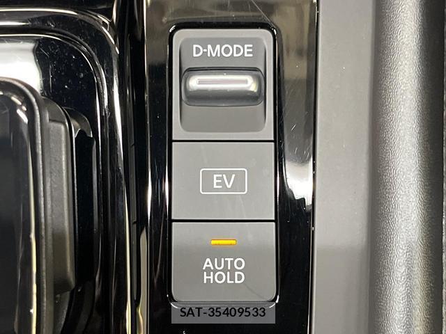 Nissan NOTE 2022-11 8342832-5