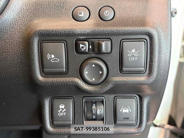 Nissan NOTE 2018-04 8342891-14