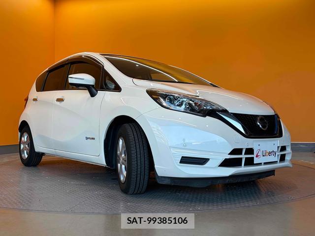Nissan NOTE 2018-04 8342891-5