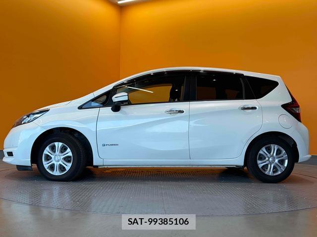 Nissan NOTE 2018-04 8342891-7