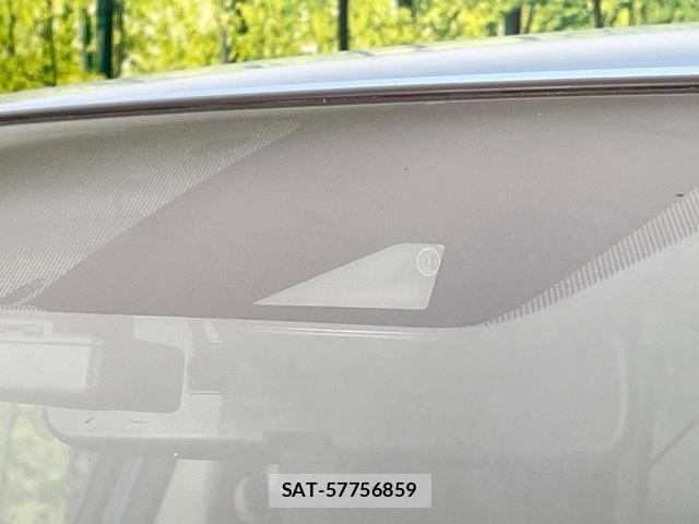 Nissan NOTE 2018-02 8342908-3