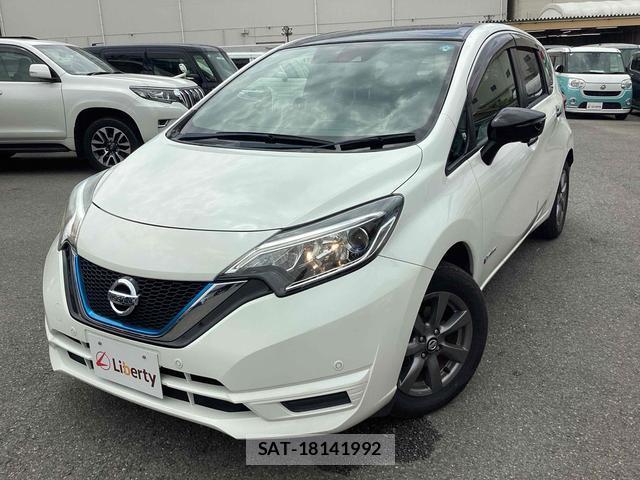 Nissan NOTE 2018-02 8342920-1