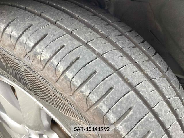Nissan NOTE 2018-02 8342920-10