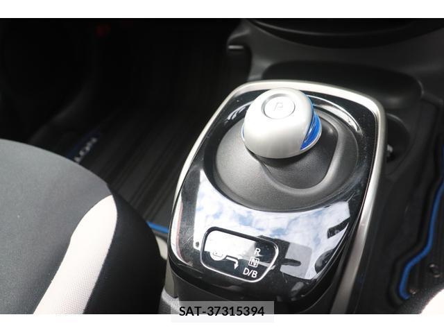 Nissan NOTE 2017-02 8343109-11