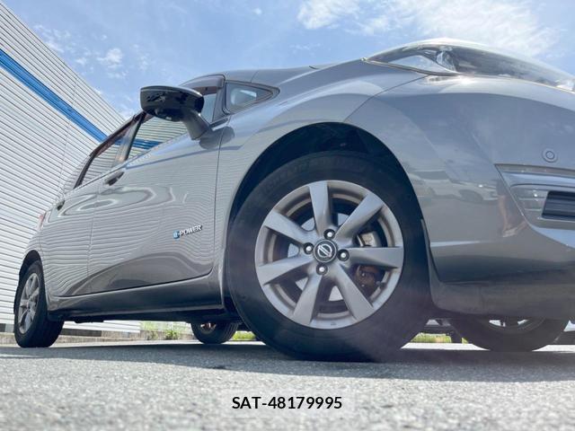 Nissan NOTE 2018-12 8343287-12