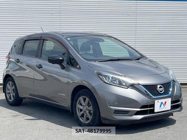 Nissan NOTE 2018-12 8343287-15