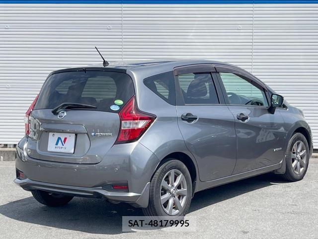 Nissan NOTE 2018-12 8343287-16