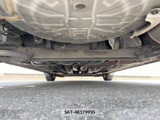 Nissan NOTE 2018-12 8343287-18