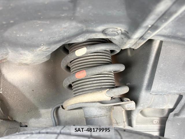Nissan NOTE 2018-12 8343287-19