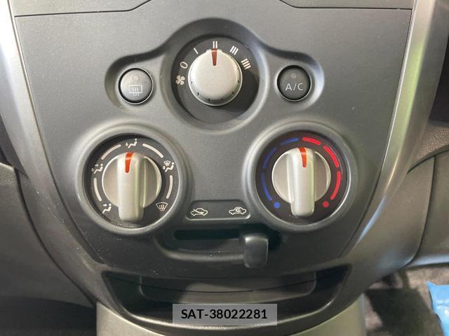Nissan NOTE 2013-07 8343403-6