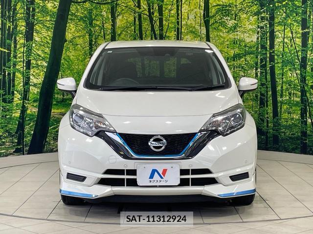 Nissan NOTE 2019-02 8343619-13