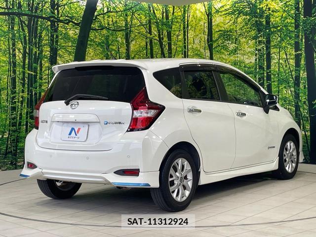 Nissan NOTE 2019-02 8343619-16
