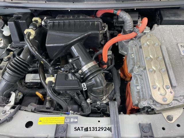 Nissan NOTE 2019-02 8343619-17
