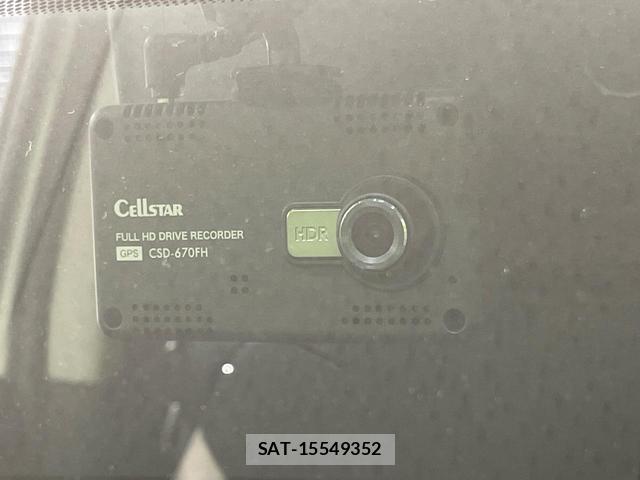 Nissan NOTE 2019-06 8343625-4