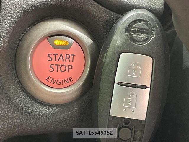 Nissan NOTE 2019-06 8343625-5