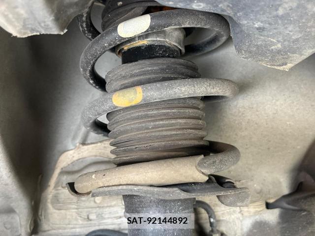 Nissan NOTE 2014-03 8344018-17