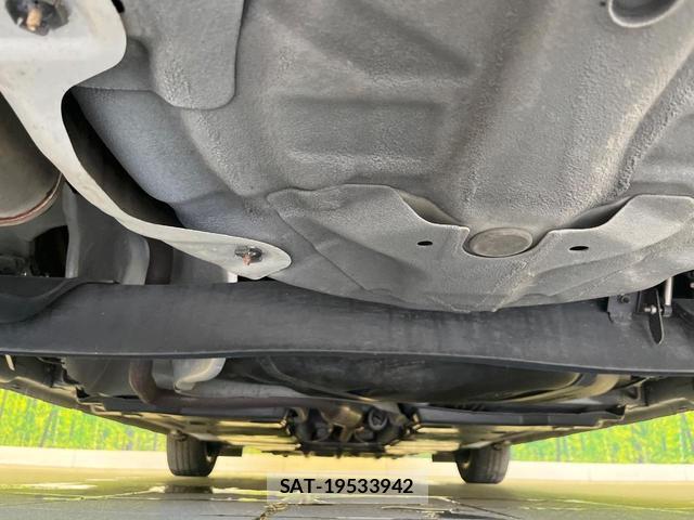 Nissan NOTE 2021-08 8344132-19