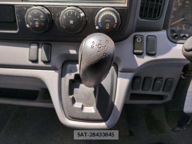 Nissan NT450 ATLAS 2016-04 8343585-19
