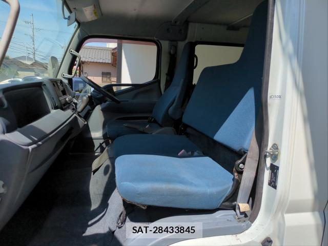 Nissan NT450 ATLAS 2016-04 8343585-5