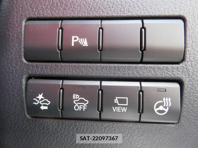 Lexus NX 2015-07 8342220-12
