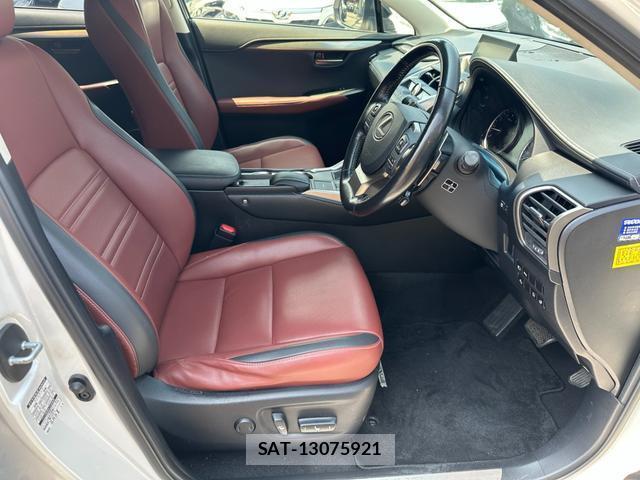 Lexus NX 2017-03 8342287-11