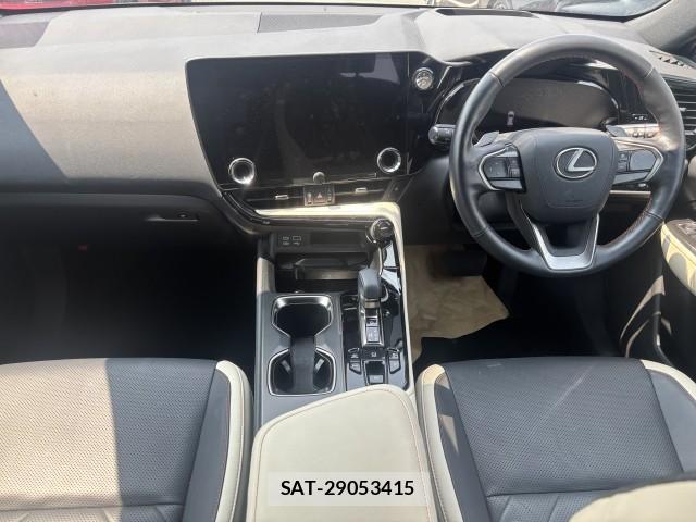Lexus NX 2022-05 8342422-8
