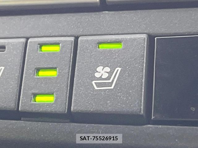 Lexus NX 2019-09 8343167-4